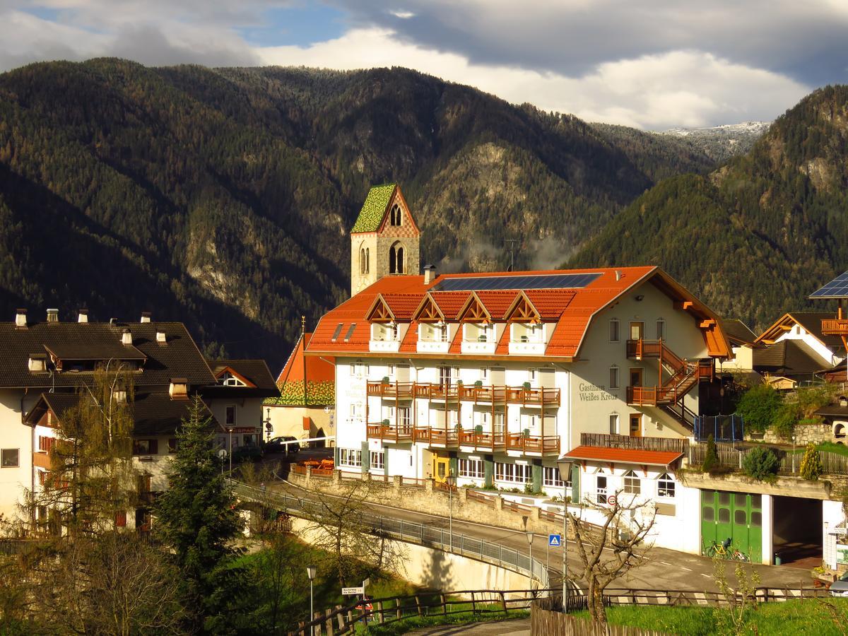 Gasthaus Zum Weissen Kreuz Lazfons Eksteriør bilde