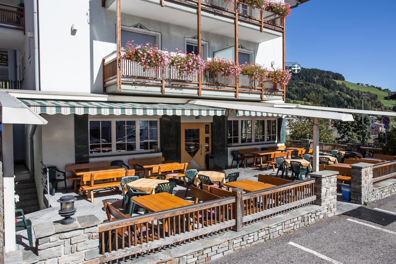 Gasthaus Zum Weissen Kreuz Lazfons Eksteriør bilde